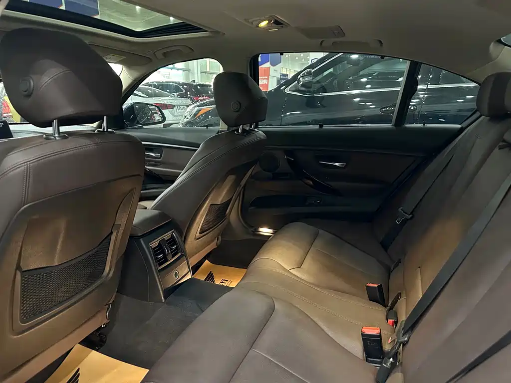 BMW 3 Series — фото 17