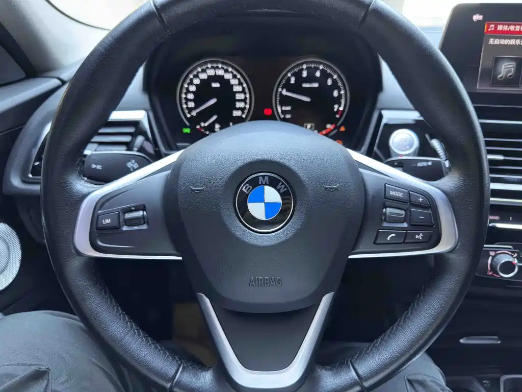 BMW 1 Series — фото 13