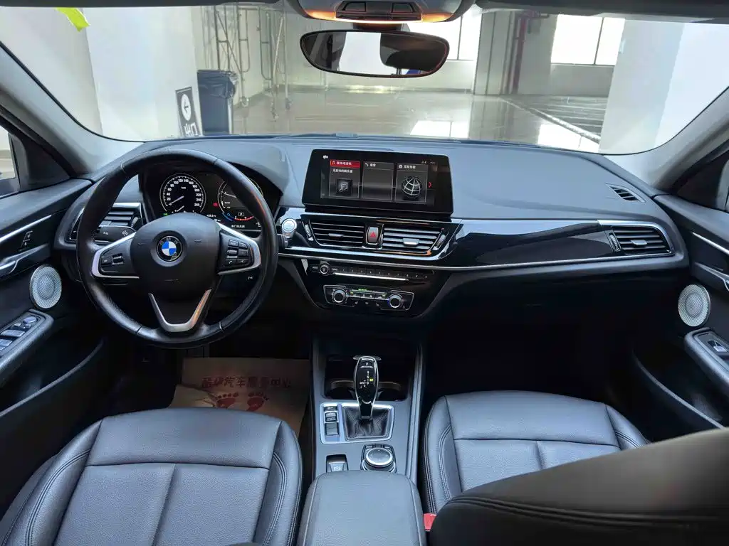 BMW 1 Series — фото 18