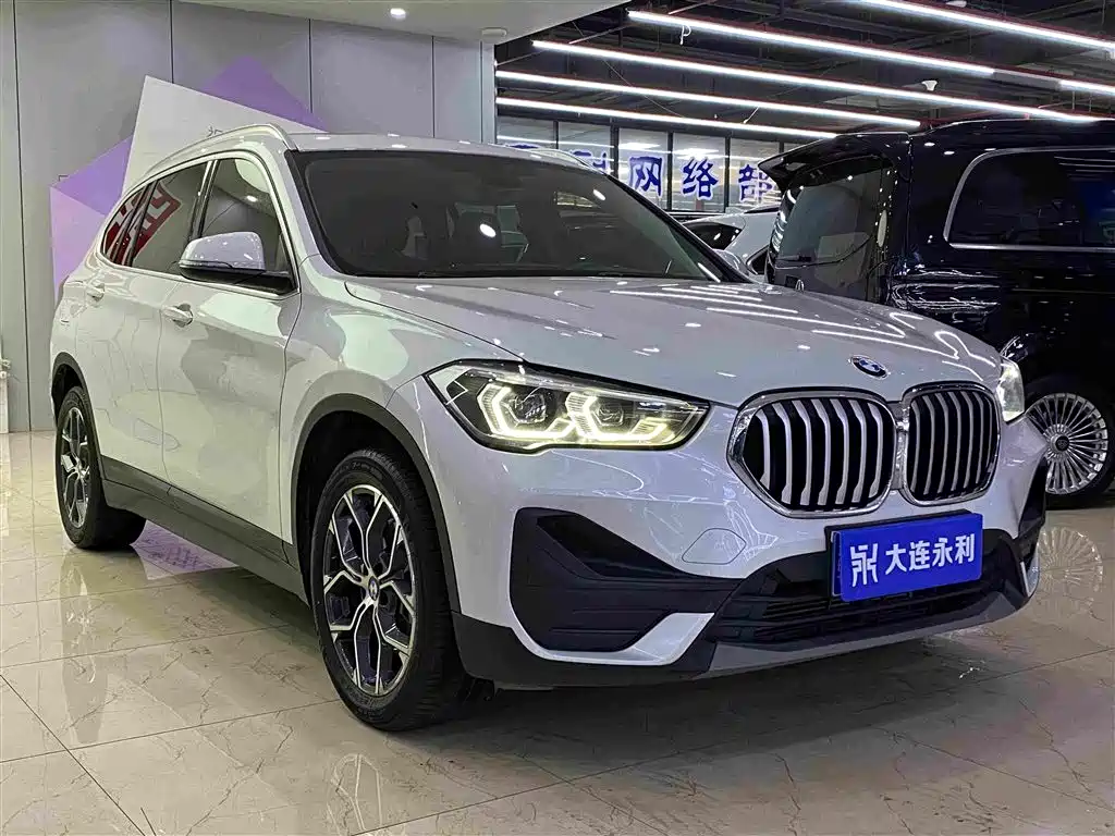BMW X1 — фото 3