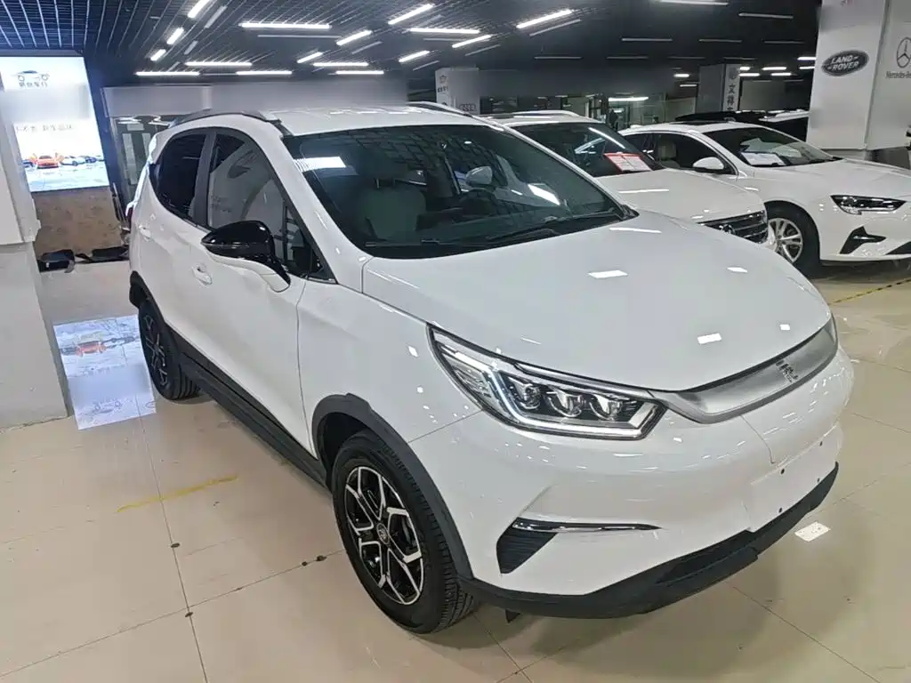 BYD Yuan Pro — фото 3
