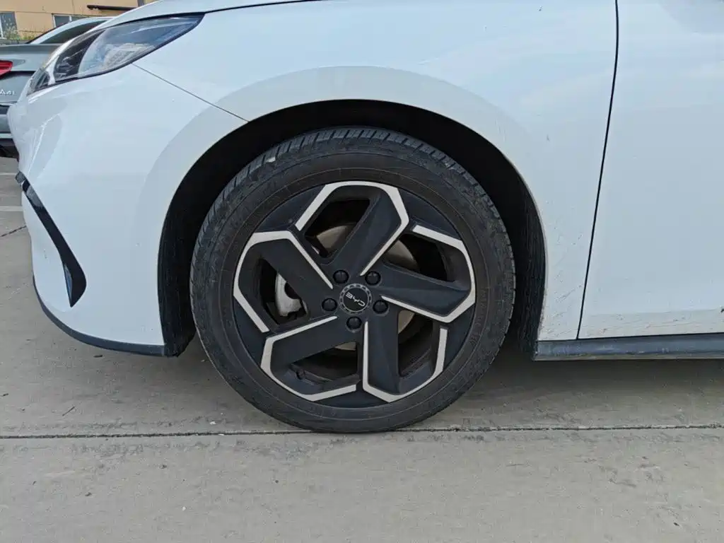 BYD Seal 06 — фото 23