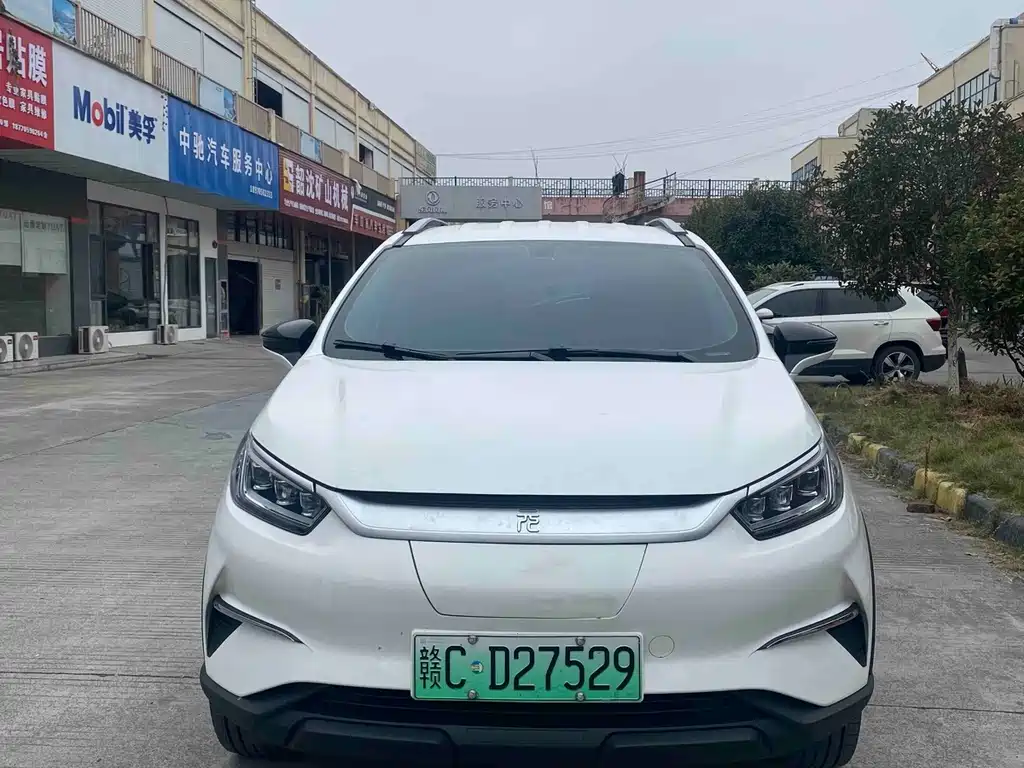 BYD Yuan Pro — фото 2