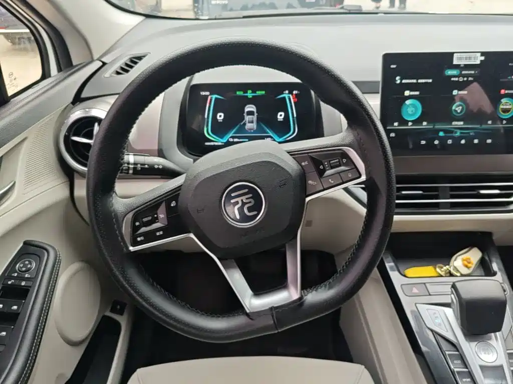 BYD Yuan Pro — фото 10