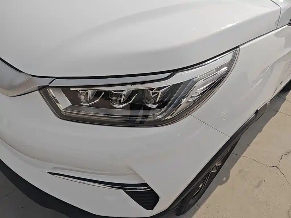 BYD Yuan Pro — фото 23