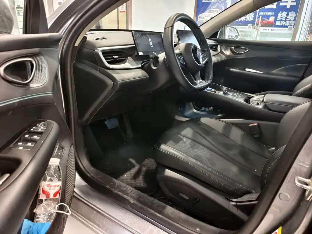 BYD Seal 05 DM-i — фото 4