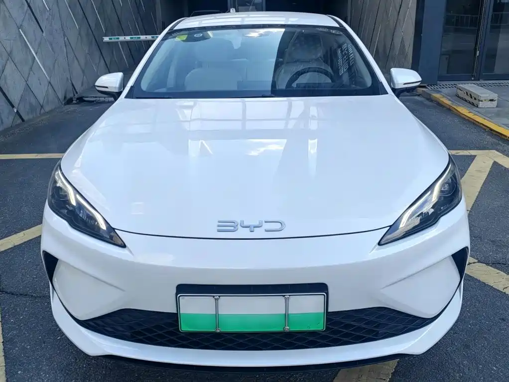 BYD Seal 05 DM-i — фото 2