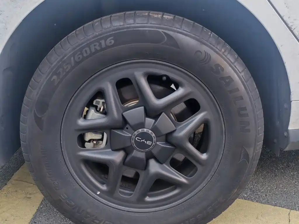 BYD Seal 05 DM-i — фото 17