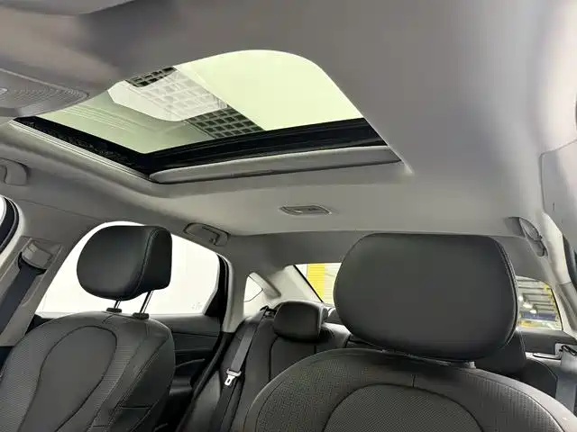 BYD Seal 05 DM-i — фото 15