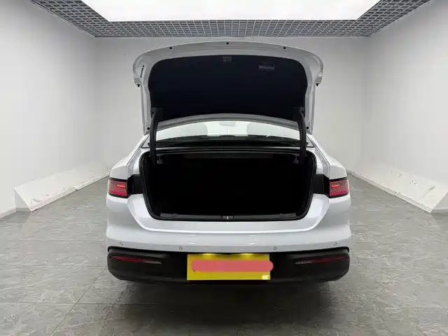 BYD Seal 05 DM-i — фото 7