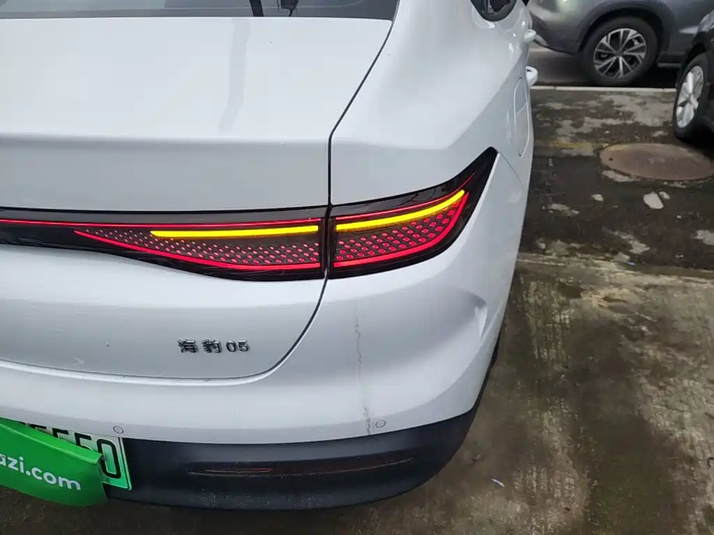 BYD Seal 05 DM-i — фото 7