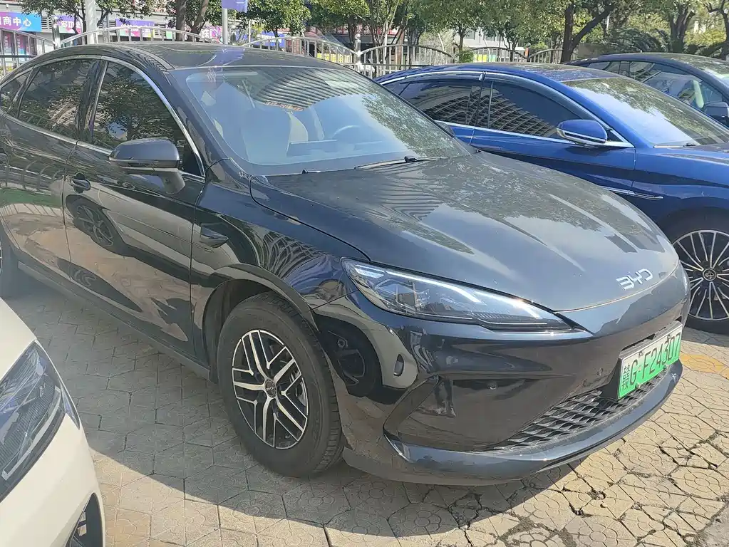 BYD Seal 05 DM-i — фото 4