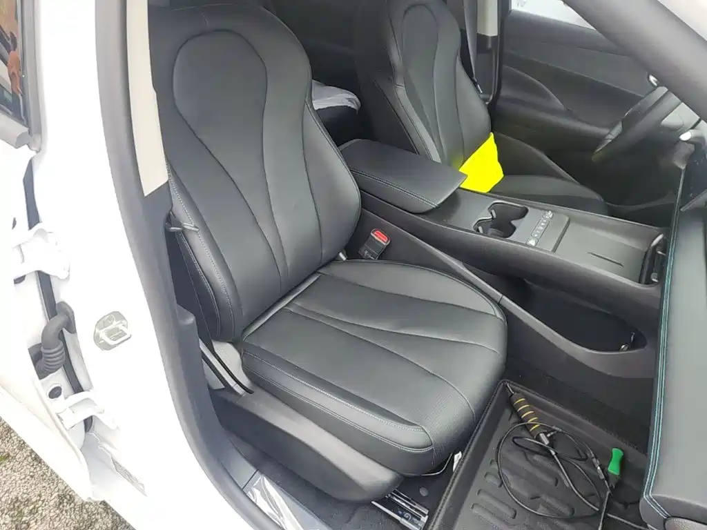 BYD Seal 05 DM-i — фото 24