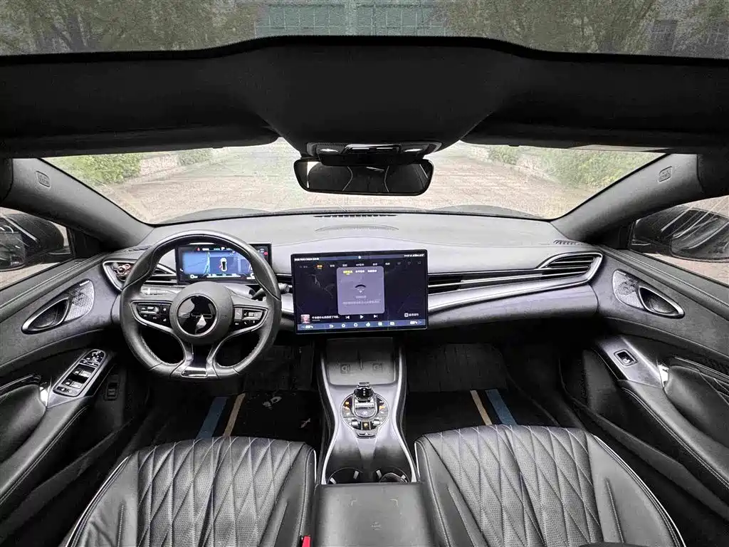 BYD Seal — фото 8