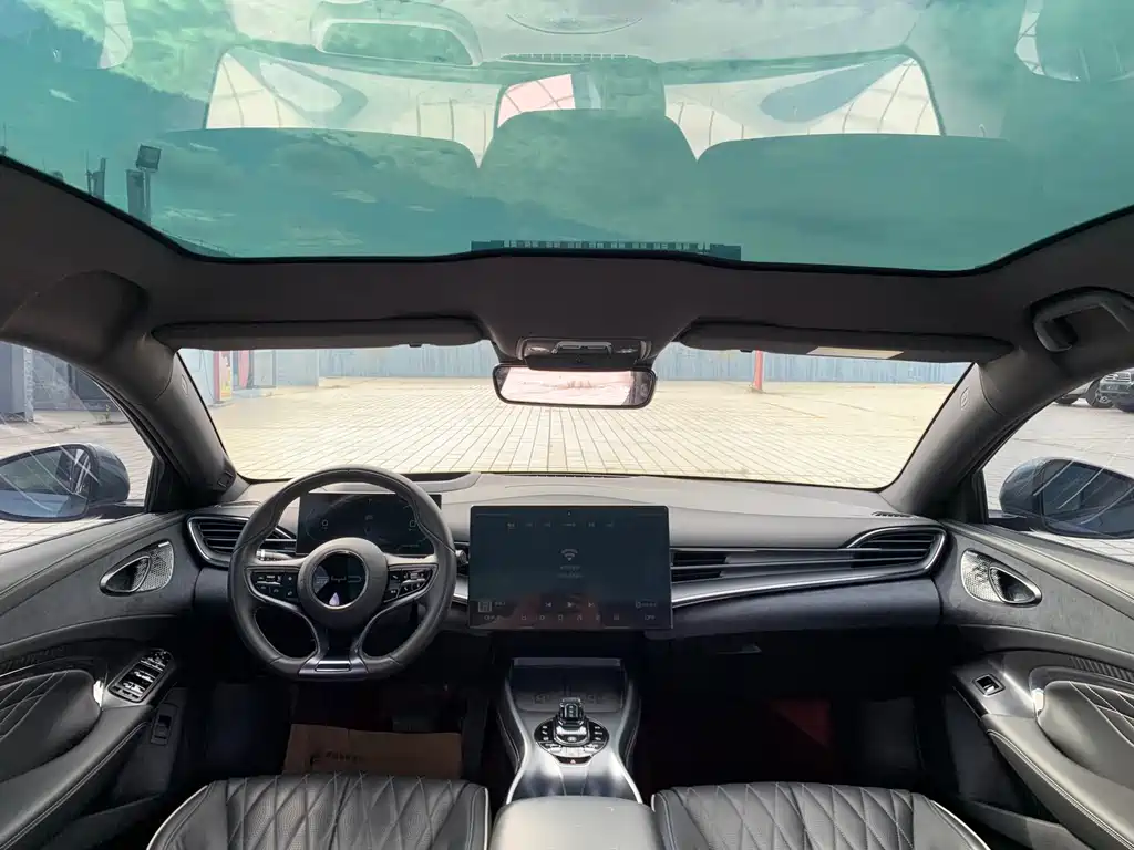 BYD Seal — фото 9