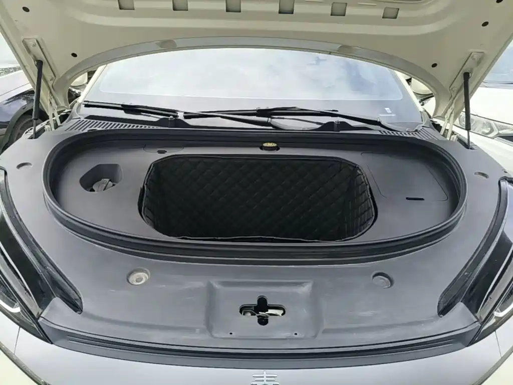 BYD Qin L — фото 20