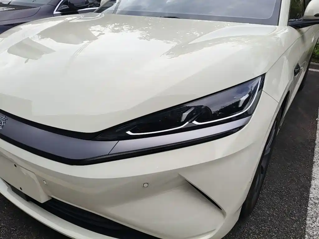 BYD Qin L — фото 24