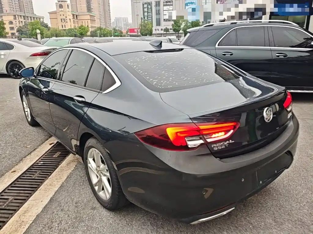 Buick Regal — фото 4