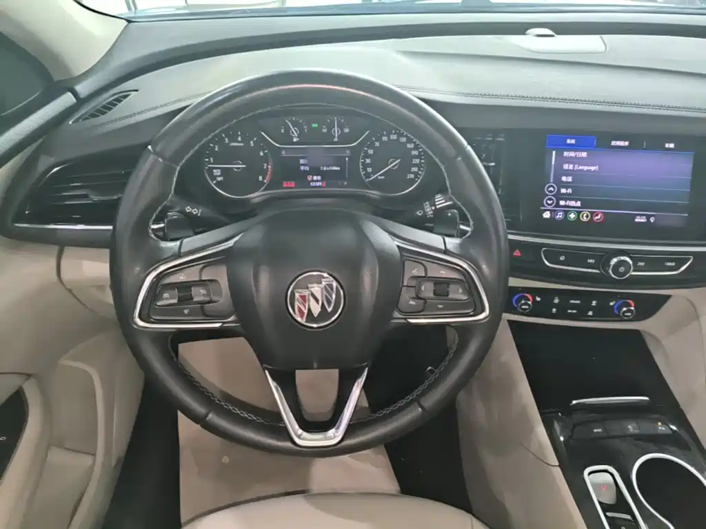 Buick Regal — фото 10