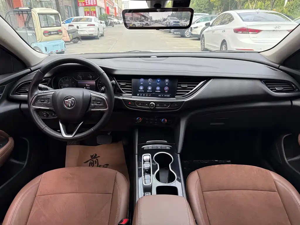 Buick Regal — фото 10