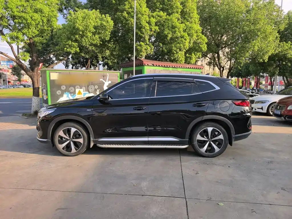 BYD PLUS New Energy — фото 17