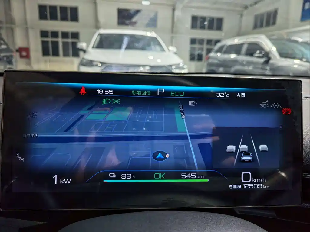 BYD Seal — фото 10