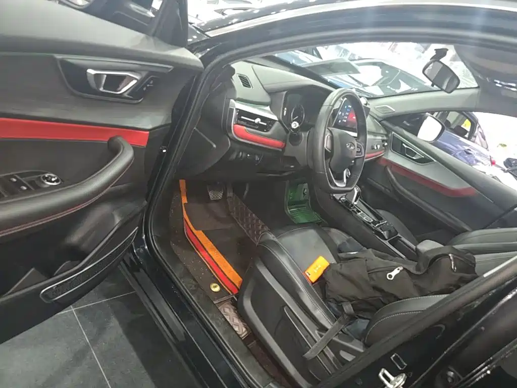 Chery Tiggo 7 — фото 15
