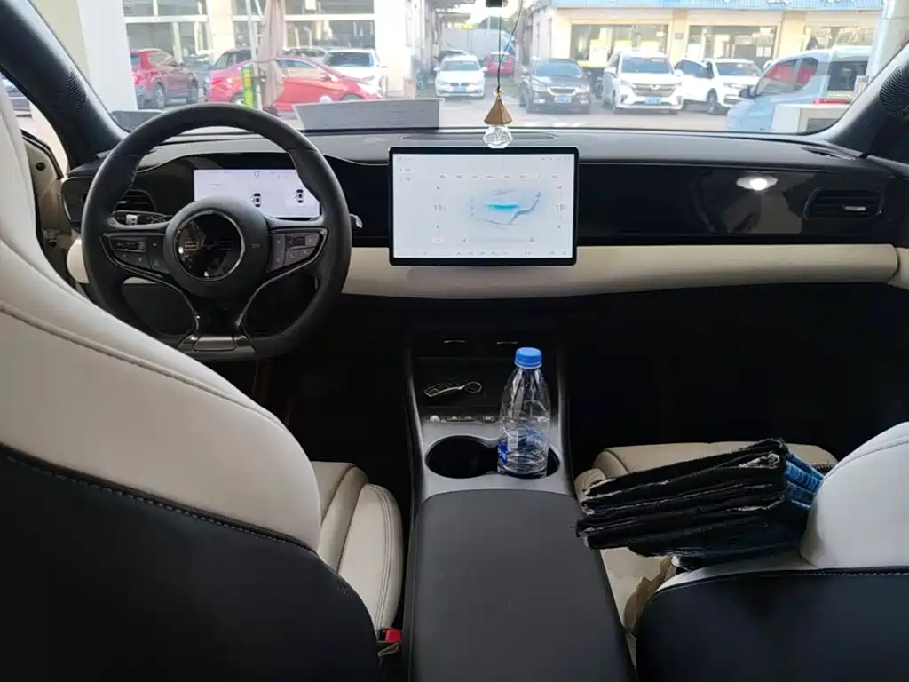 BYD Seal 06 — фото 10