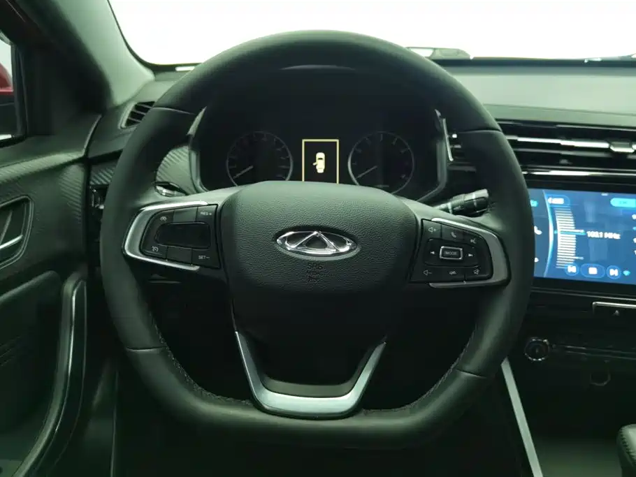 Chery Tiggo 3x — фото 15