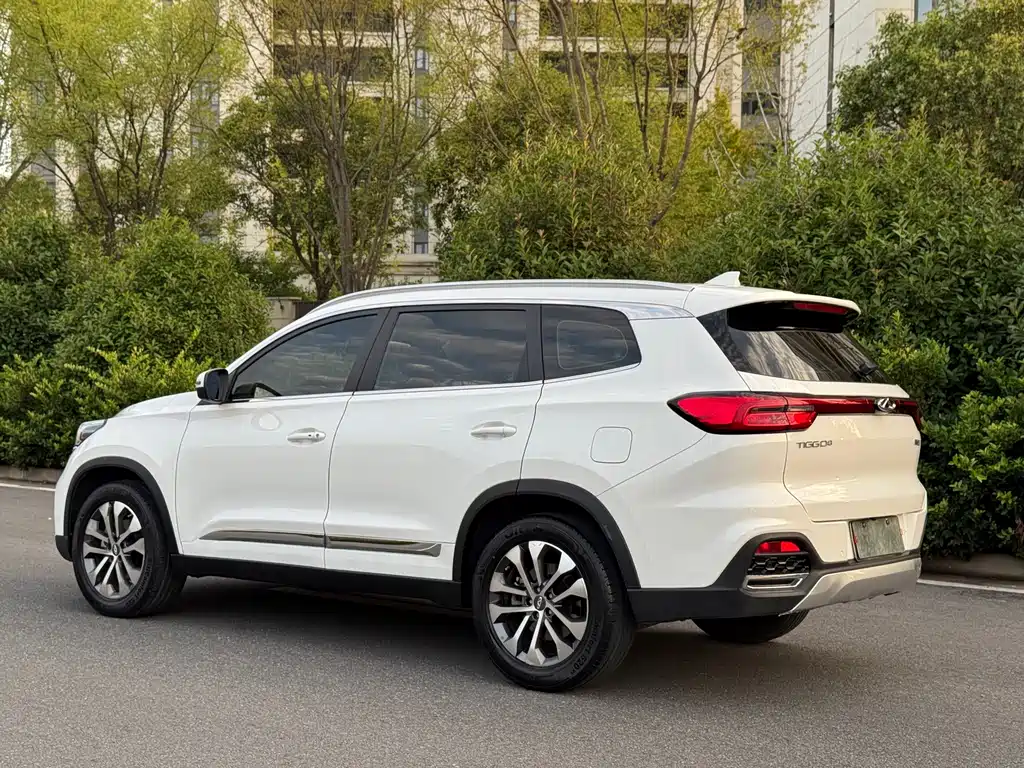 Chery Tiggo 8 — фото 4