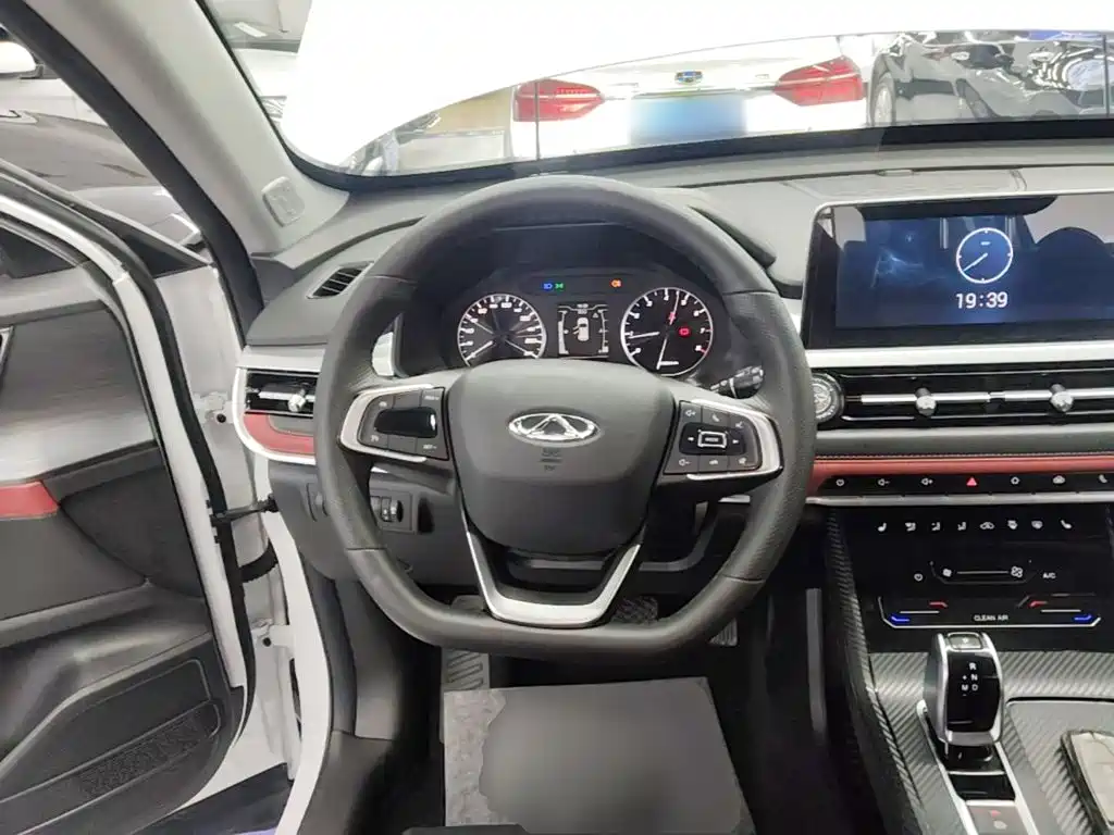 Chery Tiggo 7 — фото 10