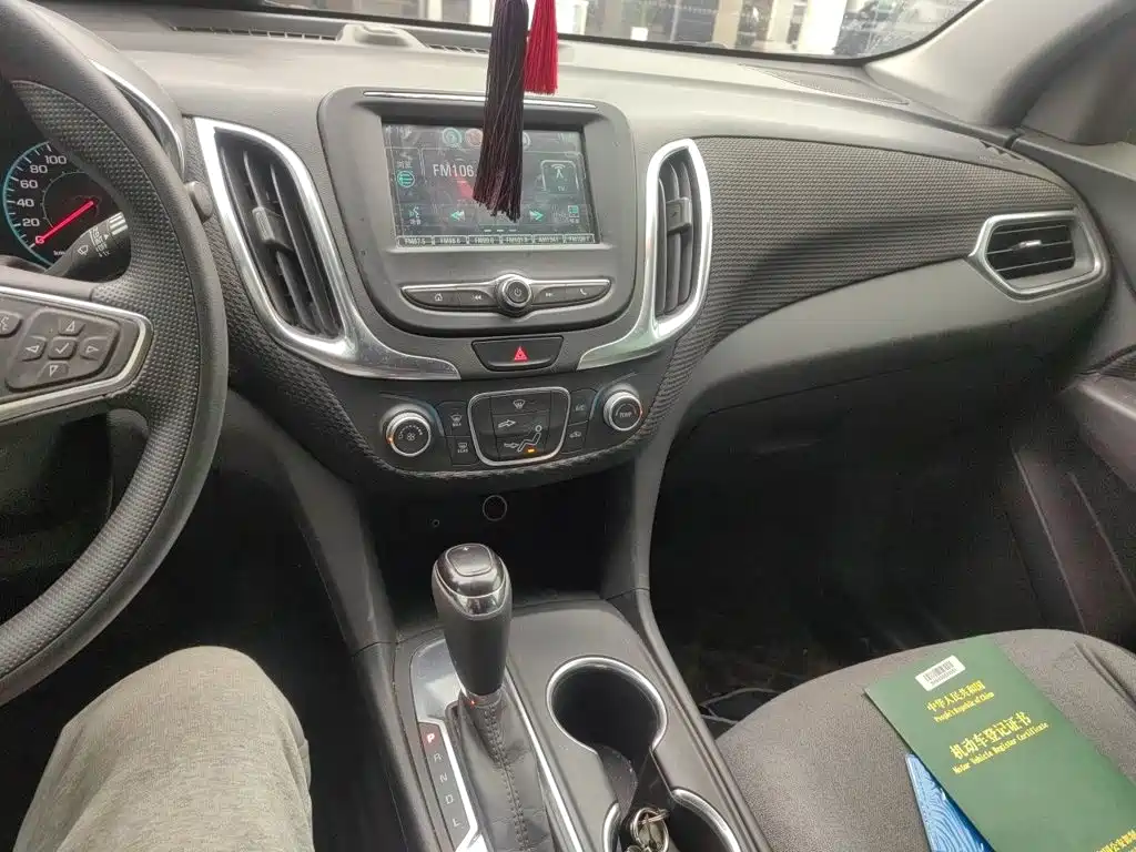 Chevrolet Equinox — фото 14