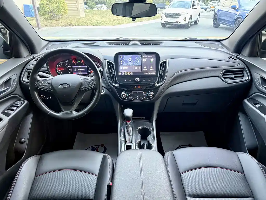 Chevrolet Equinox — фото 13