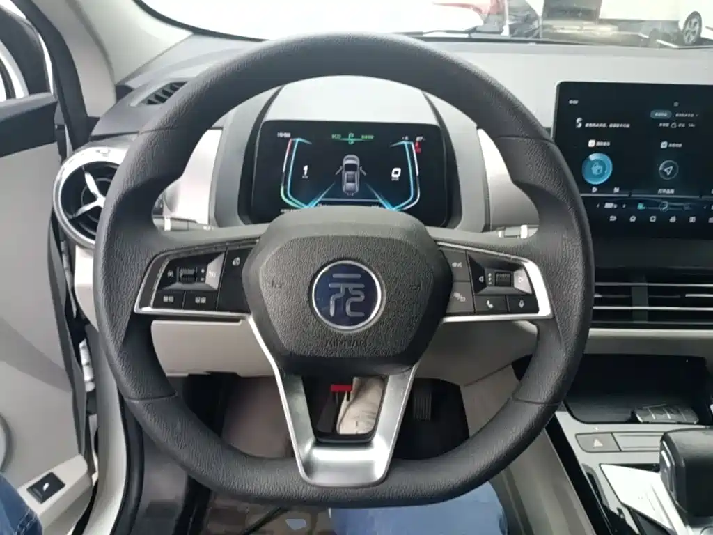 BYD Yuan Pro — фото 11