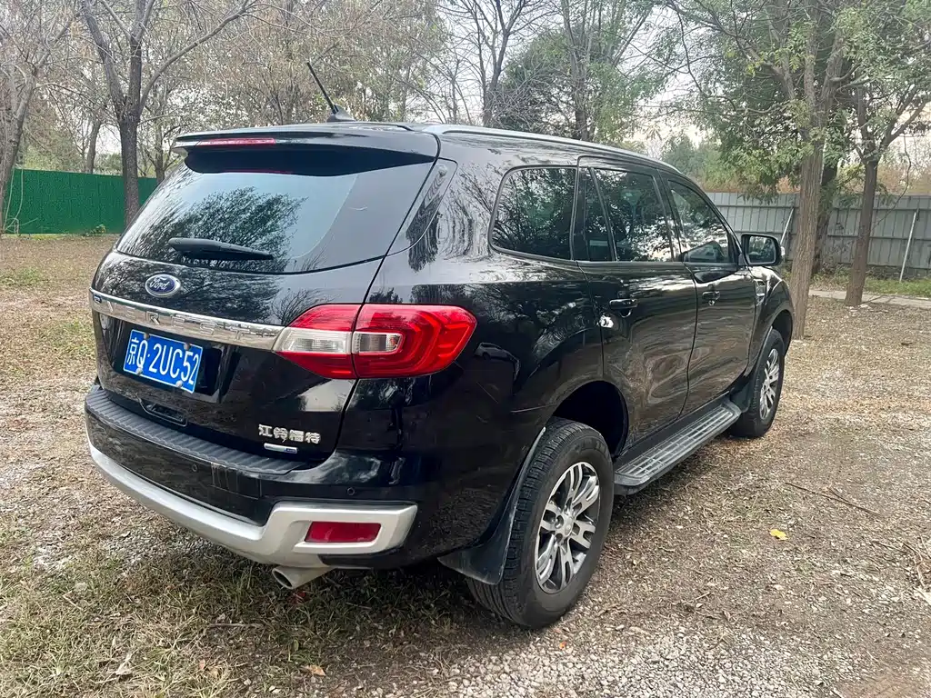 Ford Everest — фото 5