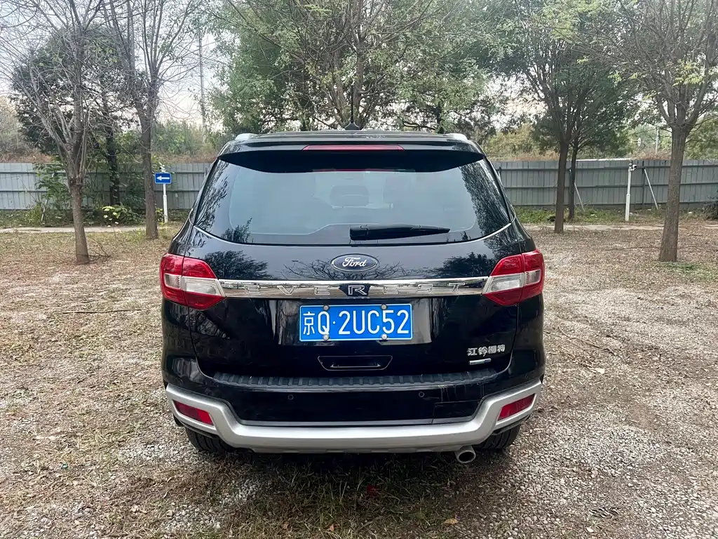 Ford Everest — фото 6