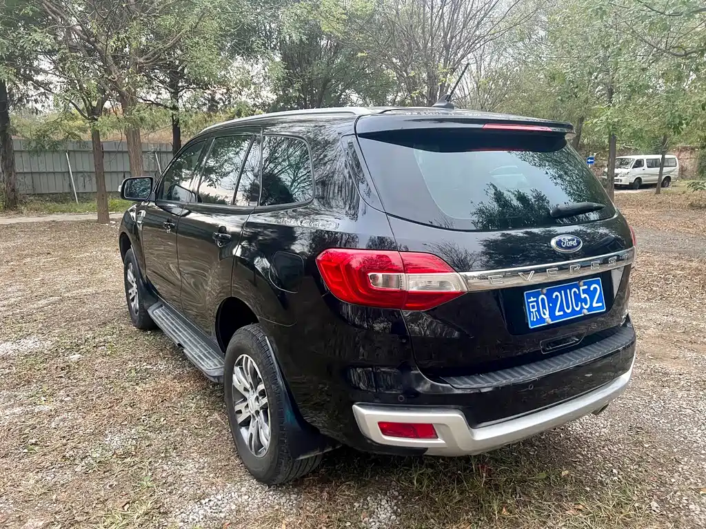 Ford Everest — фото 7