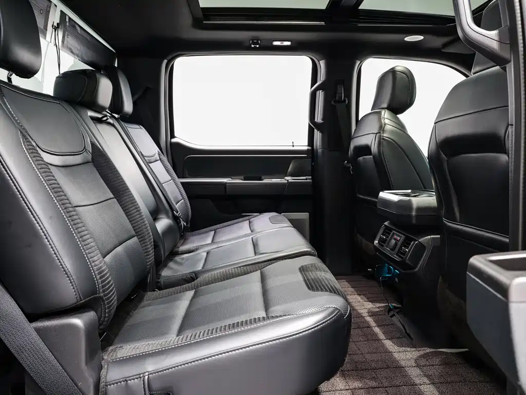 Ford F-150 Raptor — фото 11