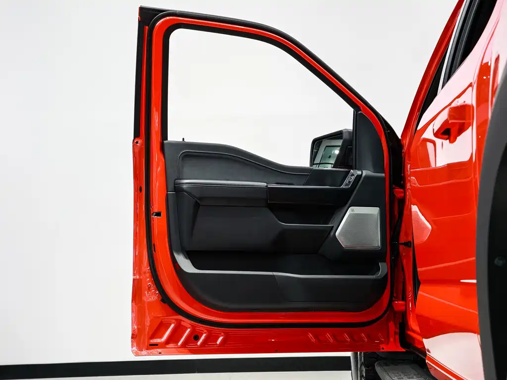 Ford F-150 Raptor — фото 14
