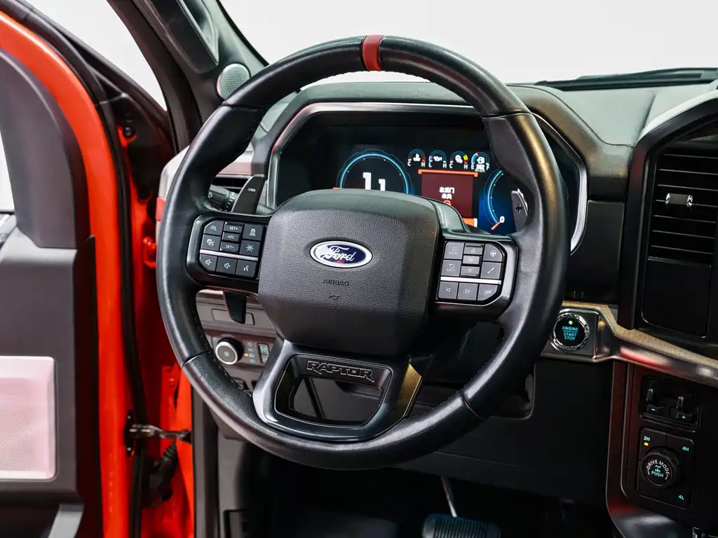 Ford F-150 Raptor — фото 18