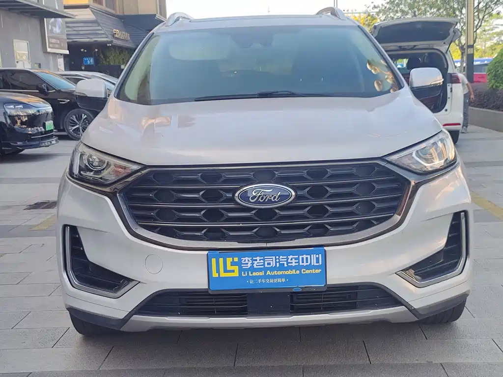 Ford Edge — фото 2