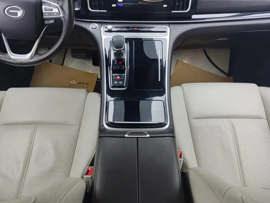 GAC Motor Trumpchi M8 — фото 16
