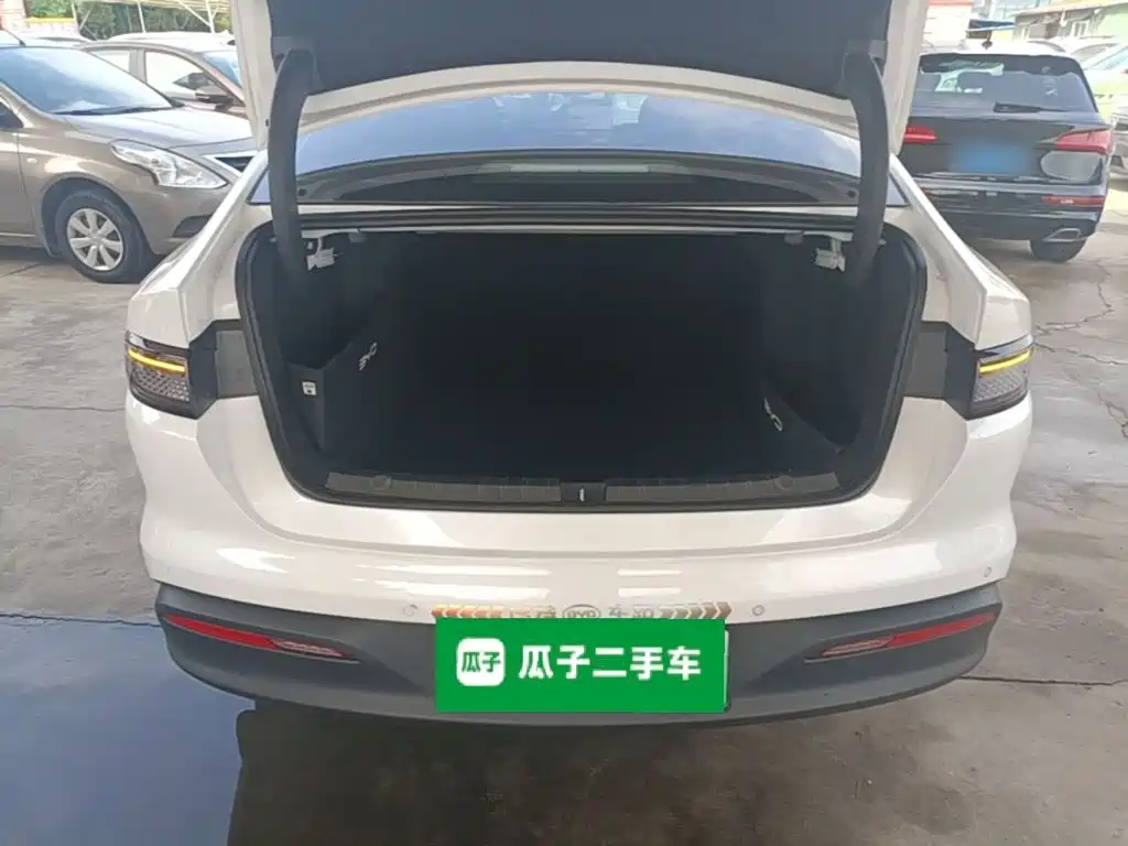 BYD Seal 05 DM-i — фото 19