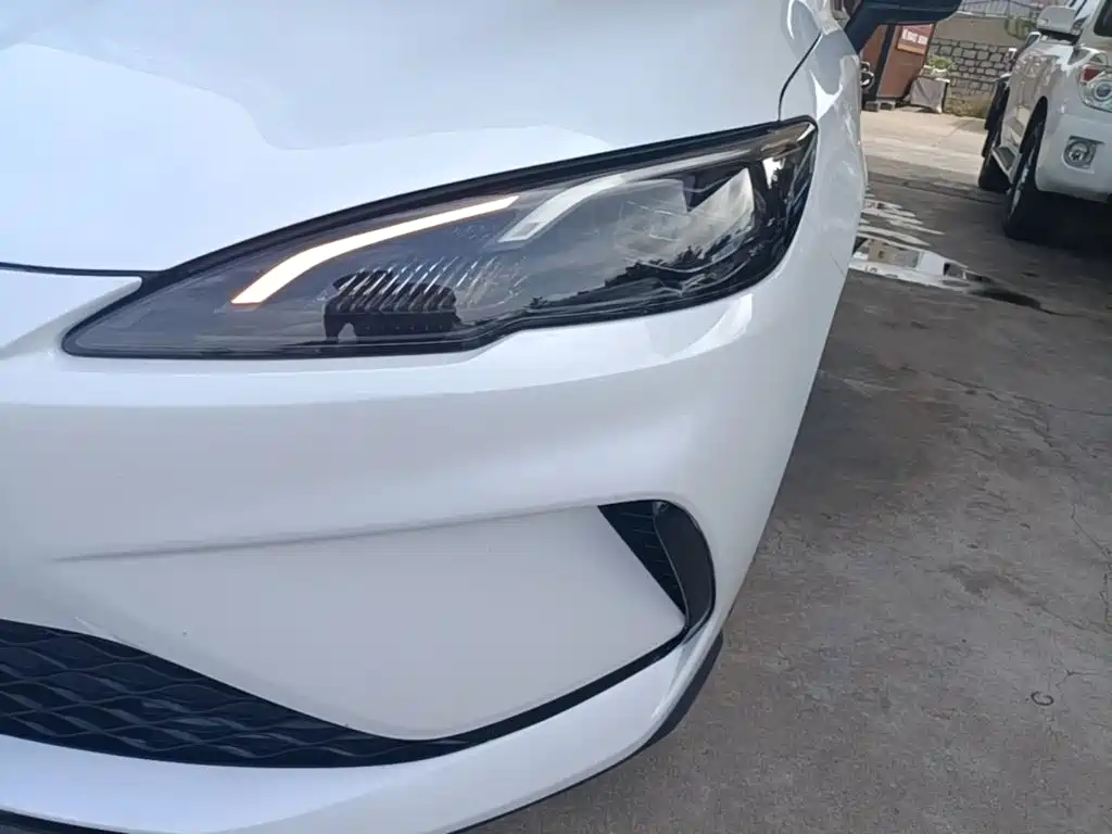 BYD Seal 05 DM-i — фото 24