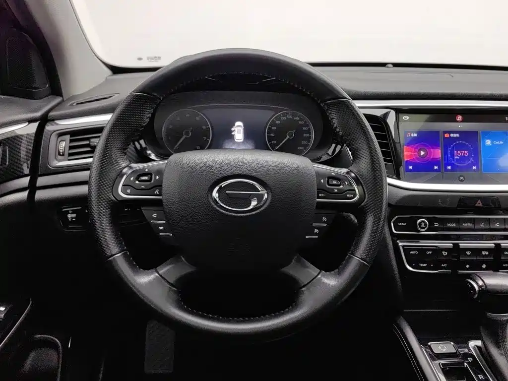 GAC Motor Trumpchi GS7 — фото 11