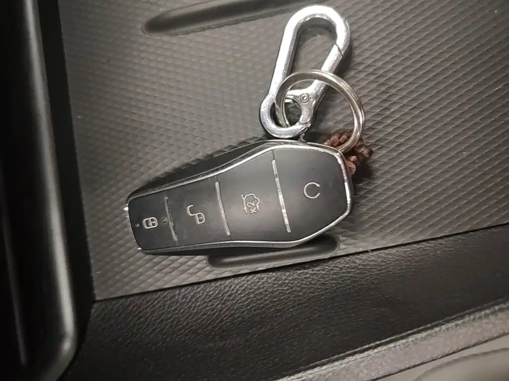 BYD Seal 05 DM-i — фото 9