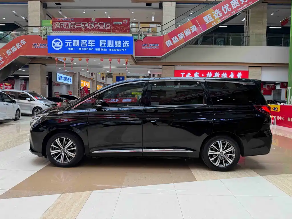 GAC Motor Trumpchi M8 — фото 4