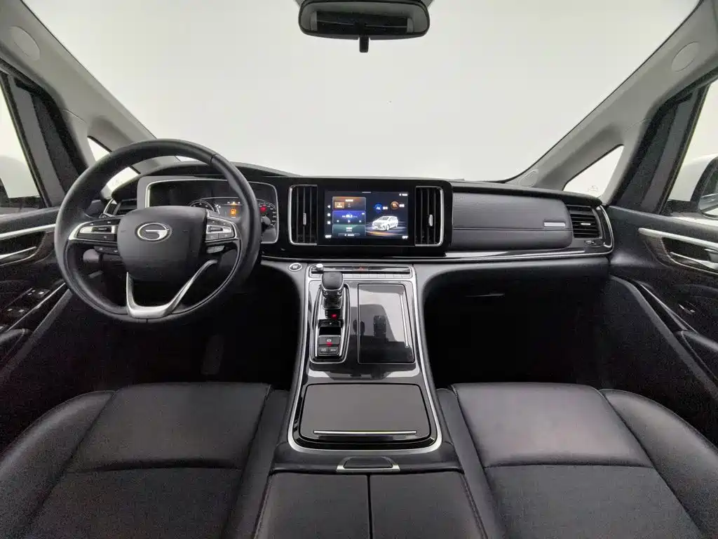 GAC Motor Trumpchi M8 — фото 5