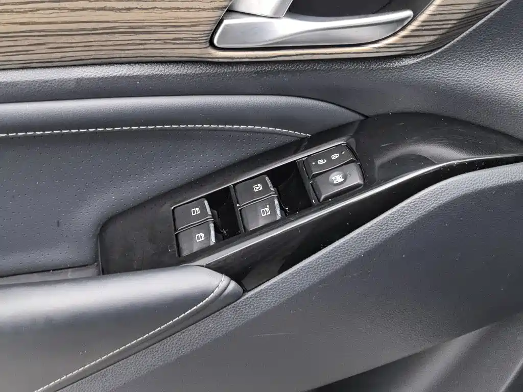 GAC Motor Trumpchi M8 — фото 9