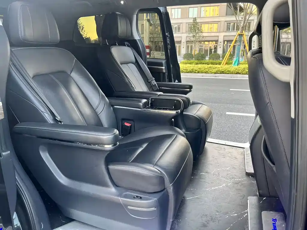 GAC Motor Trumpchi M8 — фото 9